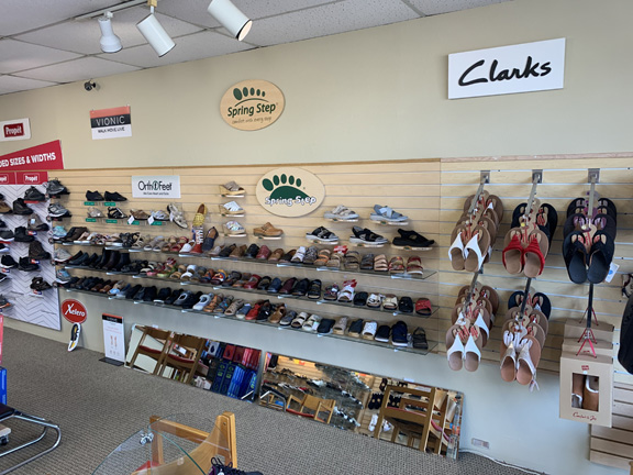 Støjende nyhed dukke Comfortable Shoes for Men and Women - Comfort Shoes & Wide Shoes - Shoe  Store for Comfortable Shoes, Wide Shoes, and Orthotics - San Diego's  leading shoe store for SAS (San Antonio