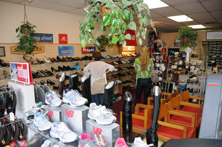 View Comfort Wide Shoe Store